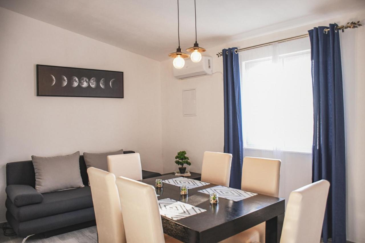 Apartments Olea Biograd Na Moru Bagian luar foto