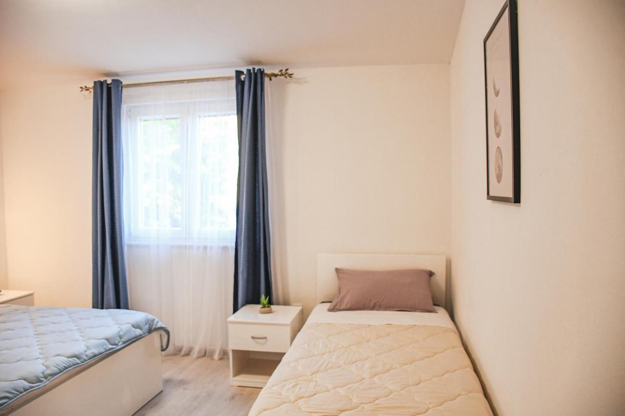 Apartments Olea Biograd Na Moru Bagian luar foto